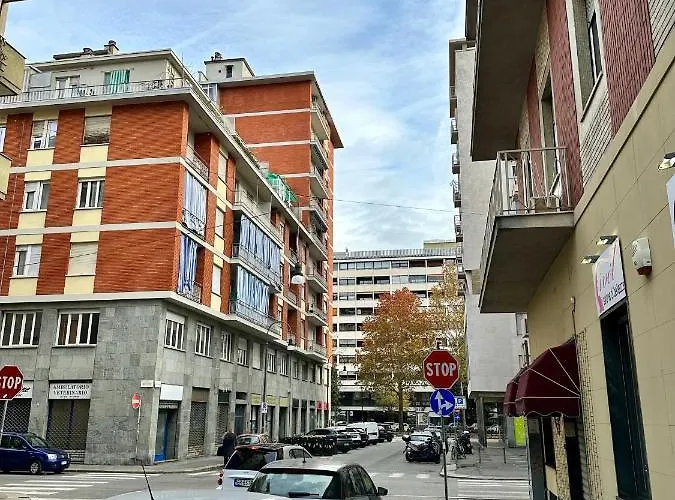 Apartment Casa Genovesi - Vicino Porta Nuova F.s. *